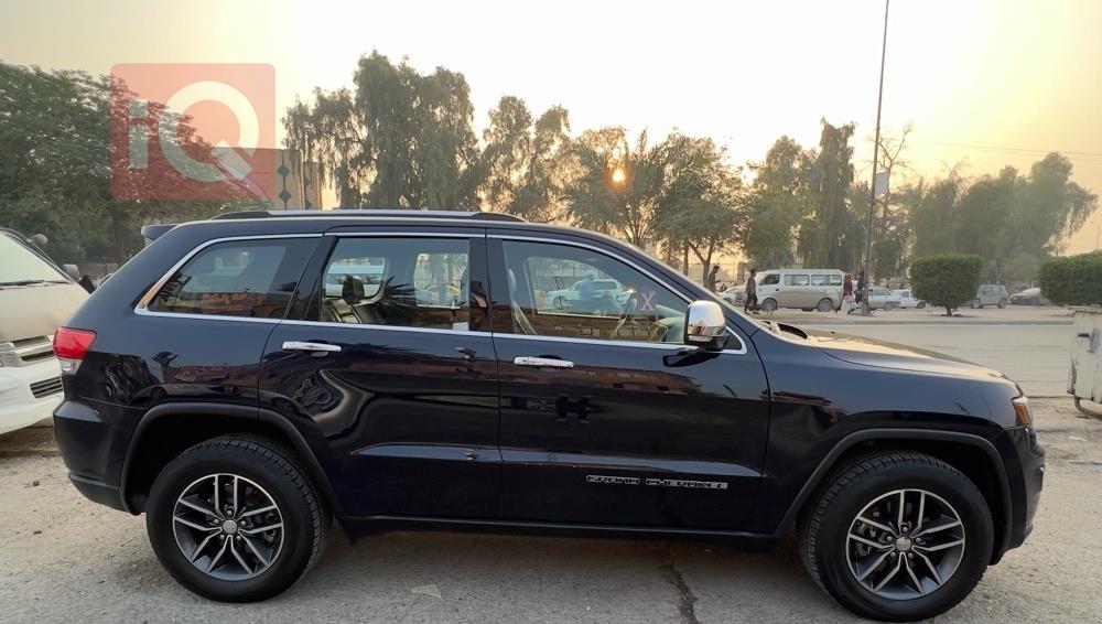 جيب جراند شيروكي